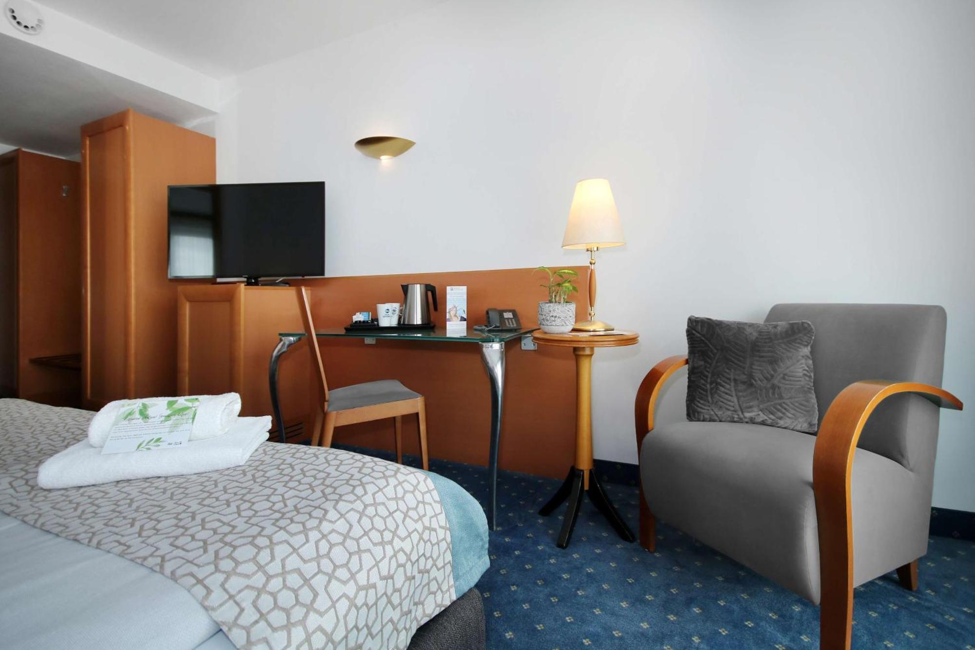 Best Western Hotel Halle-Merseburg Extérieur photo